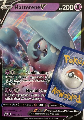 XXL Karte Hatterene V SWSH055 Holo Promo Pokemon  Englisch